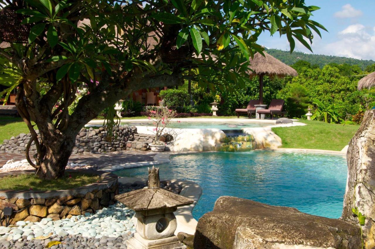 Villa Bali Pondok Jepang Ловіна Екстер'єр фото